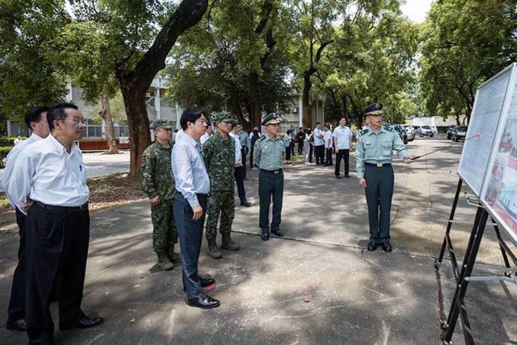 ▲總統賴清德前往臺中成功嶺營區視導新兵入伍訓練。（總統府提供）