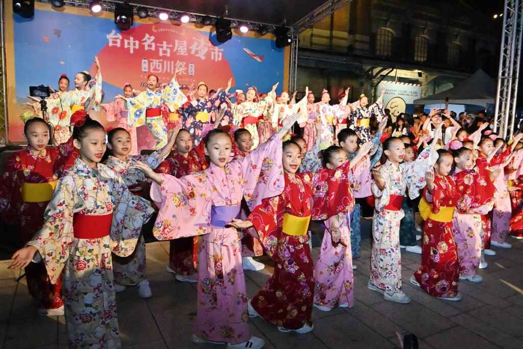 ▲台日慶典「2024 台中名古屋夜市 x 西川祭」舞台演出。（記者張玉泰攝）