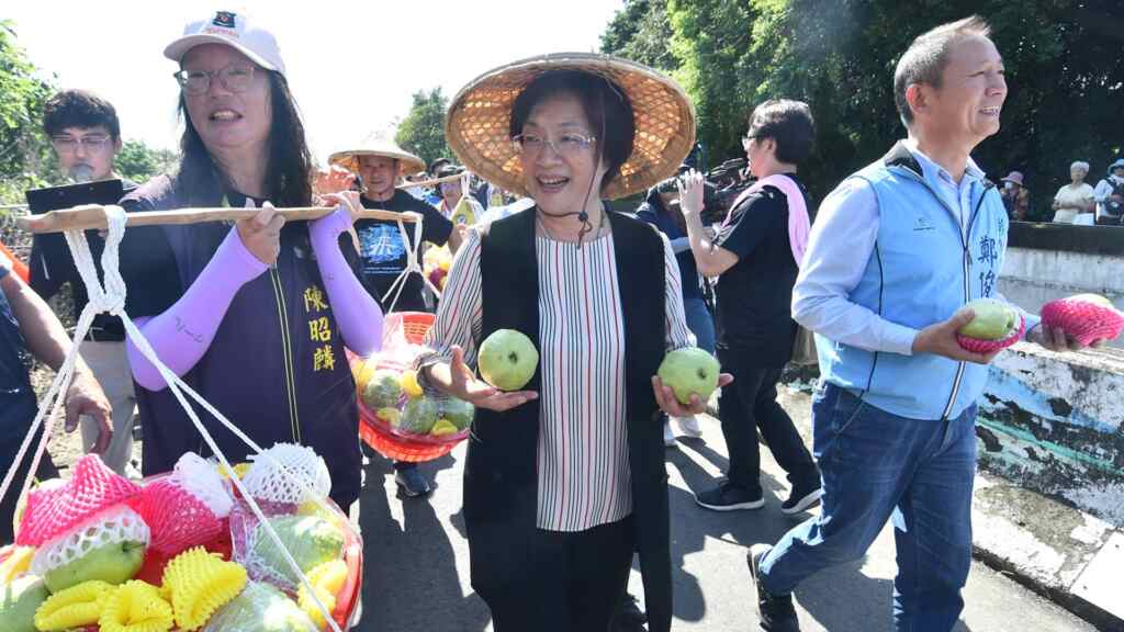 ▲2024二水國際跑水節今天在彰化二水鄉盛大登場，雖受颱風影響未能下水跑水，但各項文化活動依舊豐富多元。（記者林明佑翻攝）