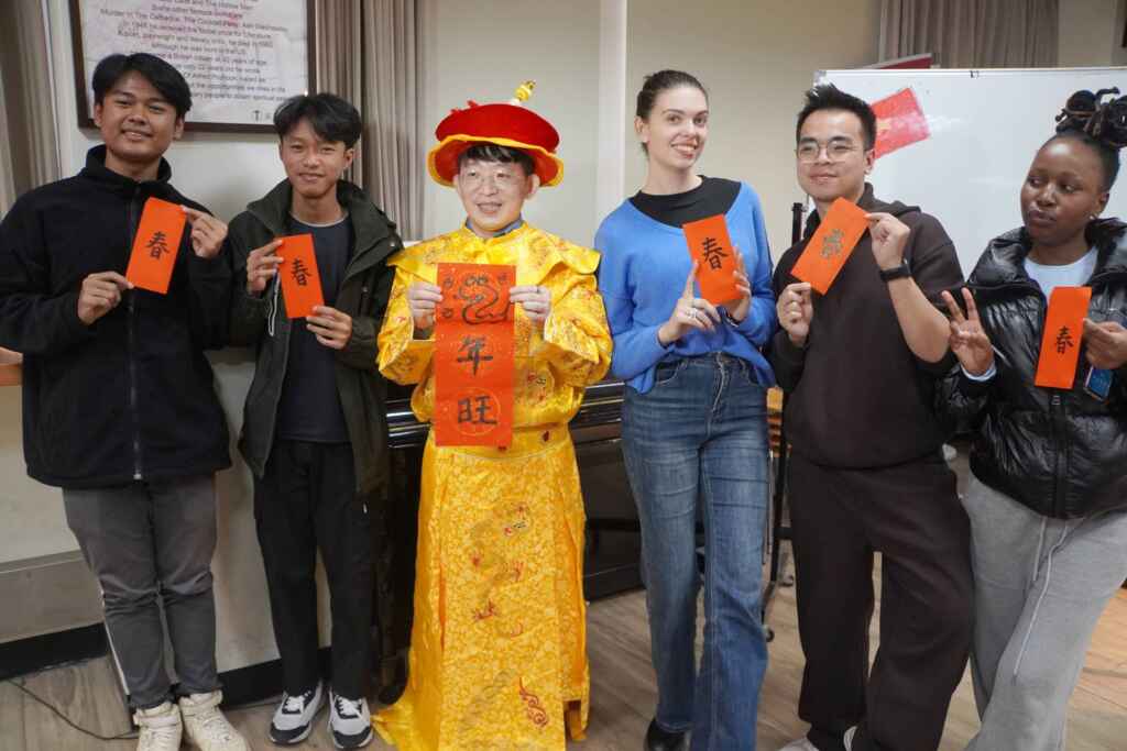 ▲大葉大學華語教學中心舉辦農曆新年文化體驗活動。（記者林明佑翻攝）