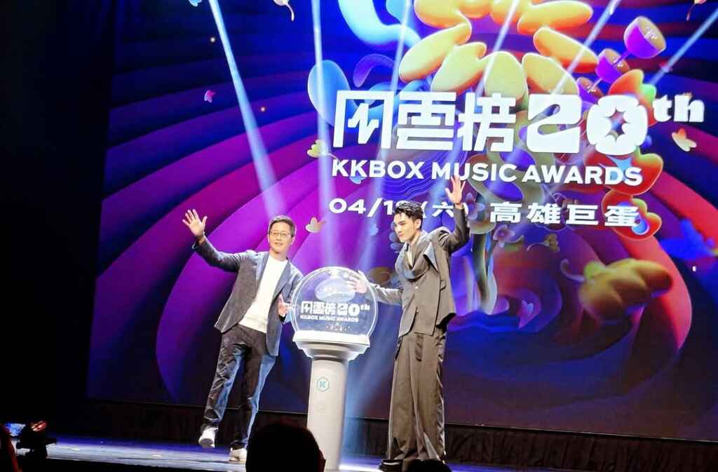 ▲第20屆KKBOX風雲榜黃偉晉再扛主持棒，蔡健雅任風雲大使、SUPER JUNIOR兩大子團現身（楊珊雯拍攝）