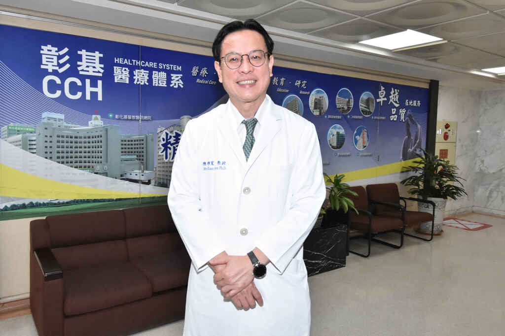 ▲彰基醫學中心陳穆寬總院長表示,全院體系已啟動緊急應變機制,透過總動員協調病床資源,加快住院及下轉作業,確保患者在24小時內完成住院安置。(彰基醫院提供)