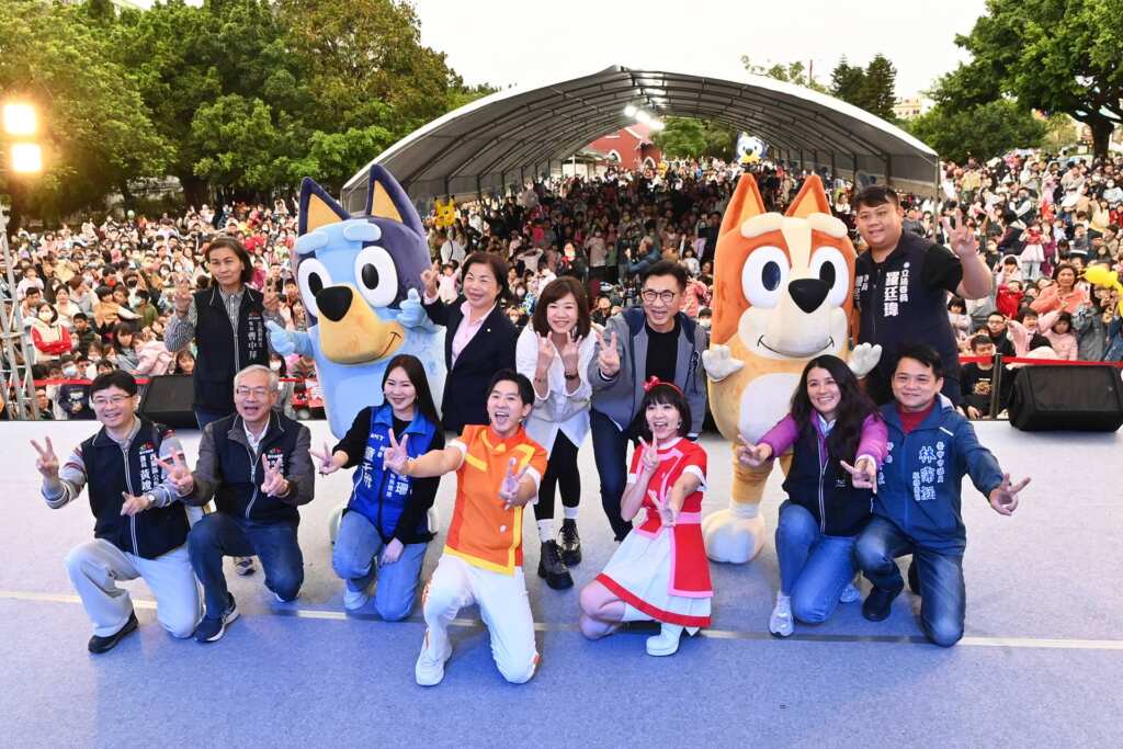 ▲由新聞局主辦的台中親子音樂季每年都規劃不同主題活動,今年首度邀請超人氣狗狗「妙妙犬布麗」,妹妹「賓果」也一同現身帶來精彩演出,還有最受兒童喜愛的YOYO家族哥哥姐姐LIVE秀。(記者張玉泰攝)