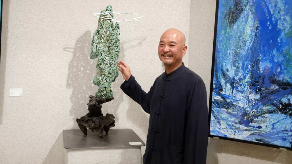▲藝術家許文融表示,「許文融美術館」以個人創作的草書雕塑為核心,透過東方雕塑美學,打造一座專屬於自己的美術館,同時也兼具公共藝術的功能。(記者林明佑攝)