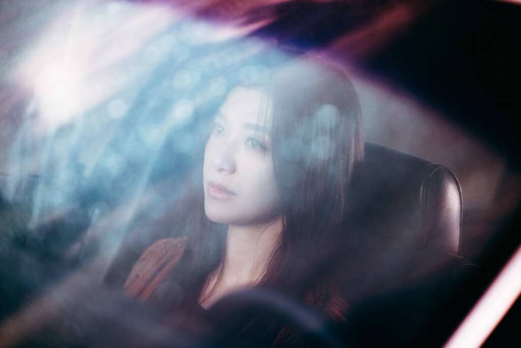 ▲〈我到底是怕你什麼〉是一首名為愛,實為情勒的歌曲(相信音樂提供)