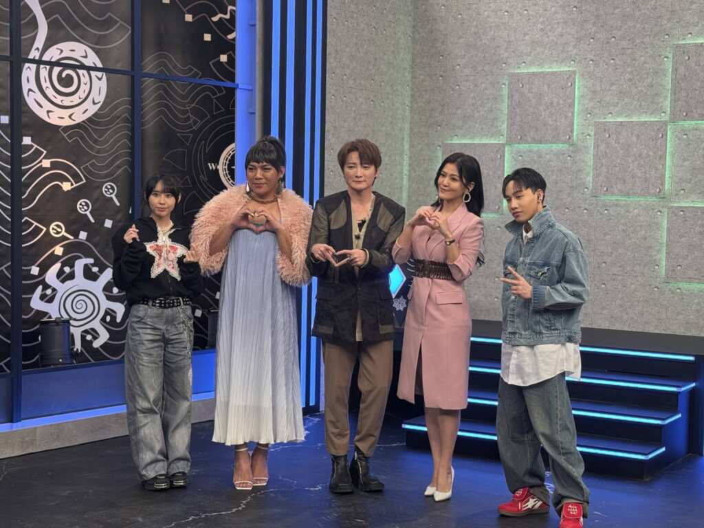 ▲這組合太狂！阿沁攜VERA巴比、李芷婷打造《mathariri說說話》超洗腦主題曲（財團法人原住民族文化事業基金會提供）