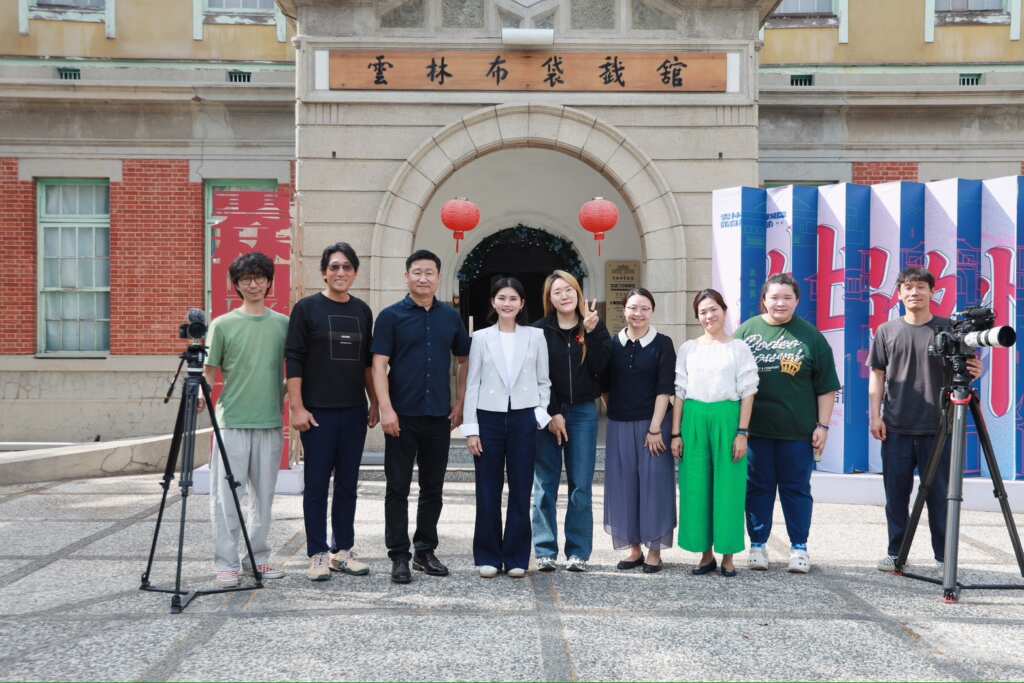 雲林布袋戲三度榮獲德國iF設計獎,再次以傳統文化之美登上國際舞台。(記者廖承恩翻攝)
