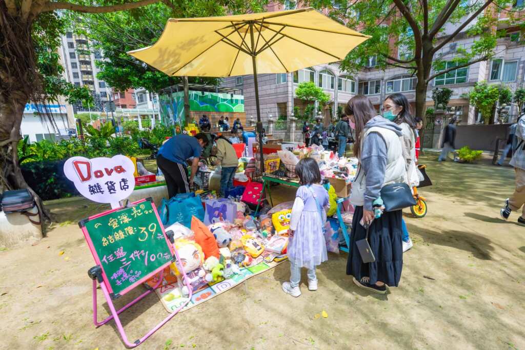 ▲活動現場市集林立。(桃園市文化局提供)