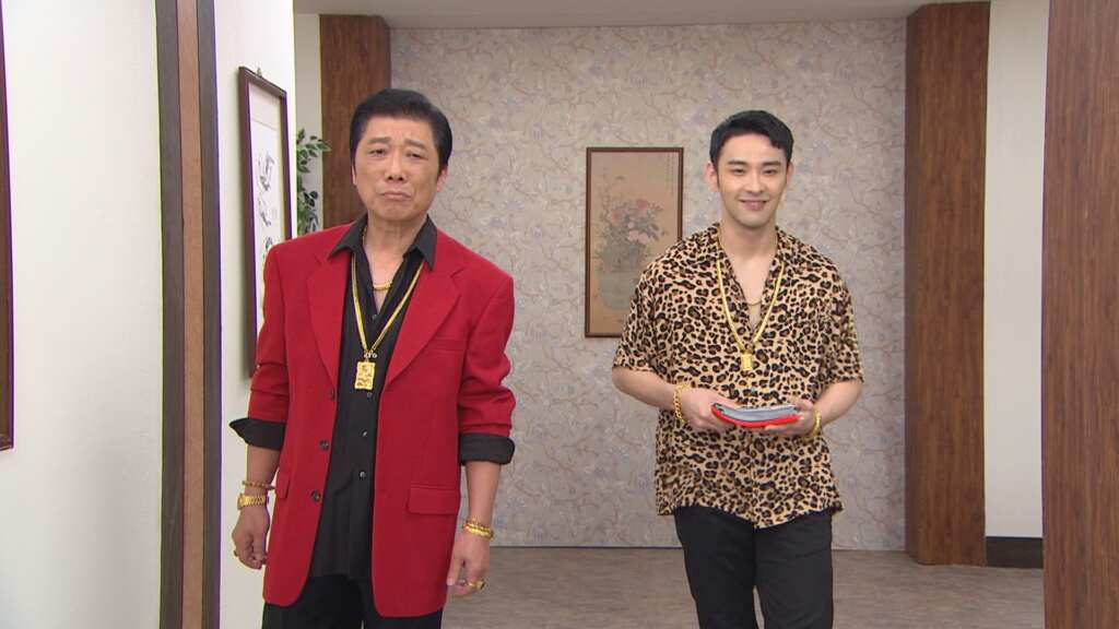 ▲潘柏希豹紋加胸毛狂野現身《願望》(三立提供)