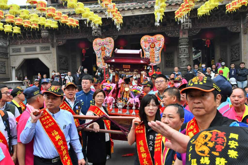 ▲「114乙巳年同安寮十二庄請媽祖遶境賜福暨媽祖文化節」於4月12、13日隆重舉行，恭請鹿港天后宮進香媽與新祖宮同安媽遶境賜福。（記者林明佑翻攝）