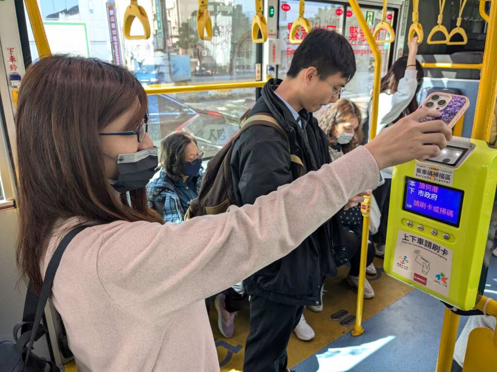 市民限定乘車碼推出後使用人數持續增加，已成為市民生活好幫手