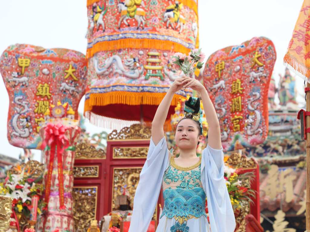 大甲媽祖昨晚駐駕新港奉天宮,4月8日上午8時舉行祝壽大典。
