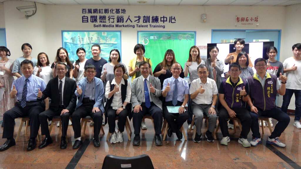 ▲建國科大今日啟動「2025全國高中職短影音創作挑戰－MrBeast亞洲自媒體達人賽」，並同步啟用「網紅孵化基地」。（記者林明佑攝）