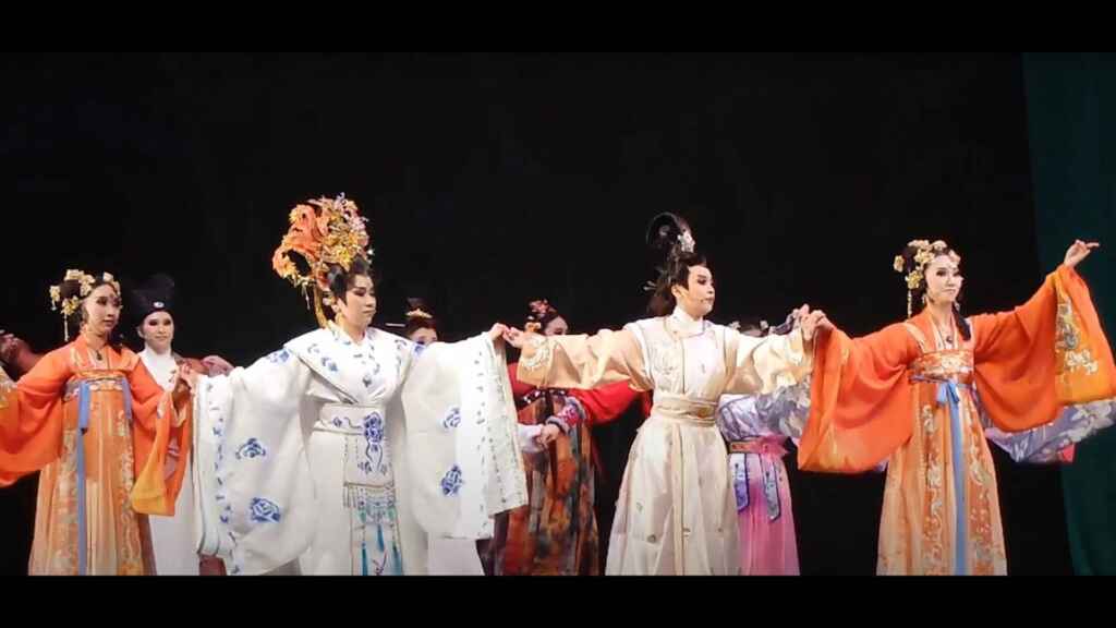 ▲新和興總團_紅梅妝演出。(彰化縣政府提供)