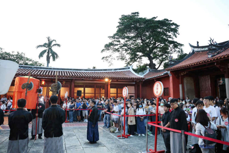 113年度秋祭大成至聖先師孔子釋奠典禮，今（28）日清晨5時於孔廟大成殿舉行。