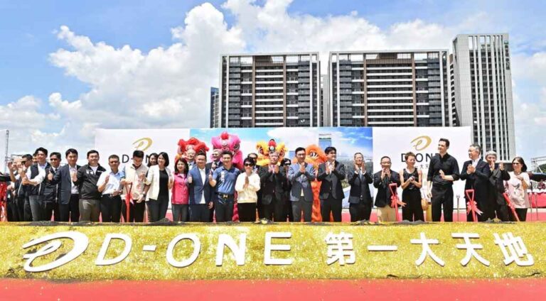 ▲緊鄰三鐵共構的「D-ONE第一大天地」今天動土，台中市長盧秀燕出席動土典禮，允諾將與中央攜手妥善處理周邊交通議題，讓投資案盡善盡美。（記者張玉泰攝）