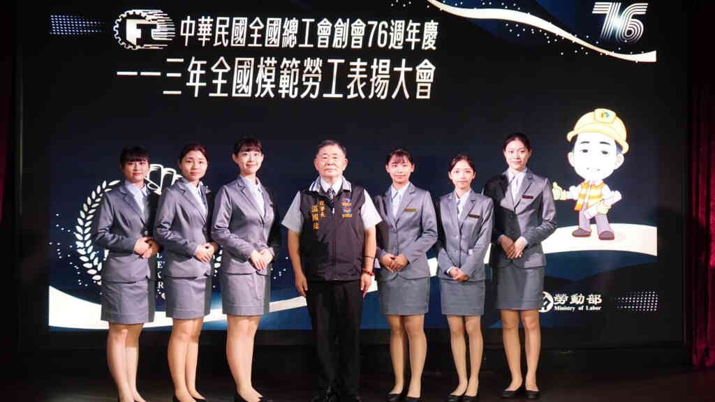 ▲中華民國全國總工會理事長温國銘表示,感謝全國千萬位勞工在工作領域的辛苦耕耘及付出,因為有你們付出和汗水,讓經濟持續發展,也穩定社會運作。(記者林明佑翻攝)