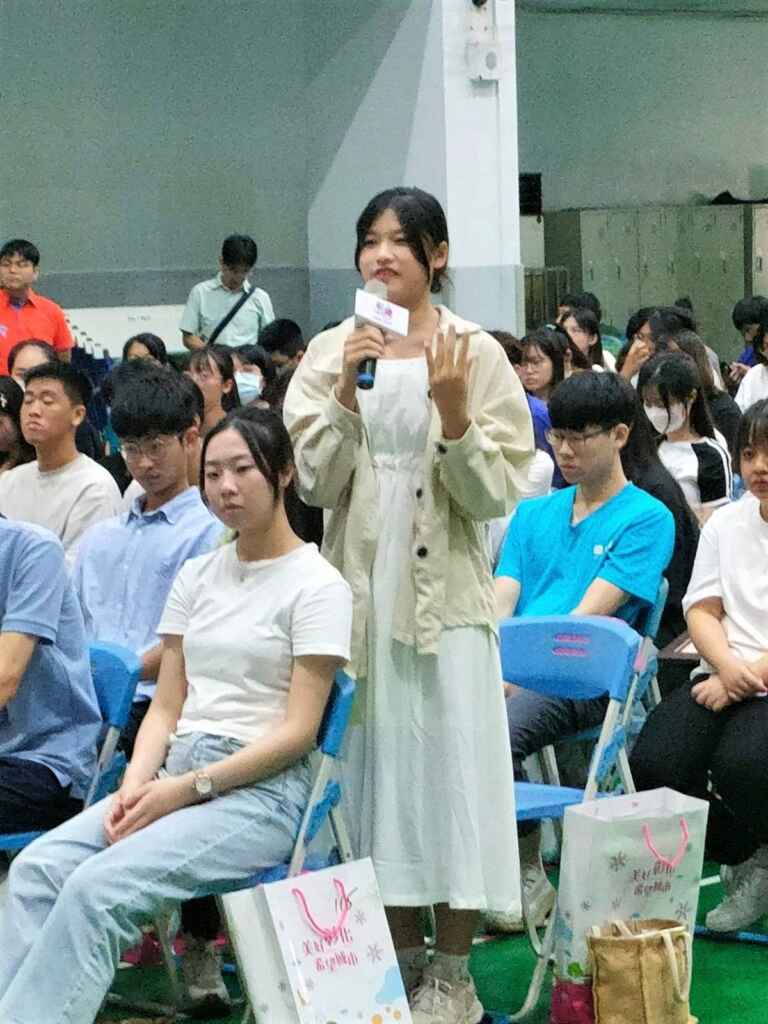 ▲大專青年學生分享校園工讀心得。(彰化縣政府提供)