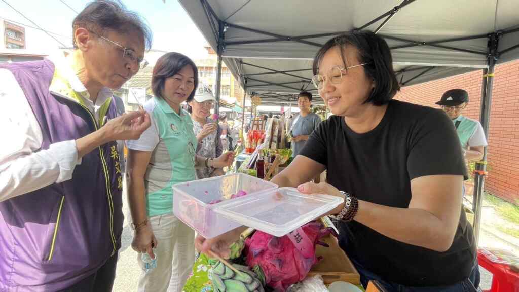 ▲為了活化社區成果、展現地方青年魅力，田中鎮公所也邀請了在地社區、青農、青創品牌與新住民共同參與市集活動。（記者林明佑翻攝）