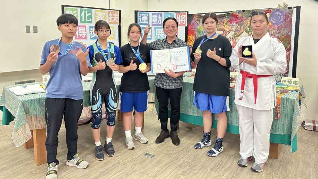 ▲彰化家扶中心運動小將分享了從事體育競賽以來的辛苦歷程，以及如何克服心理障礙，堅持不懈地追求卓越。（彰化家扶中心提供）