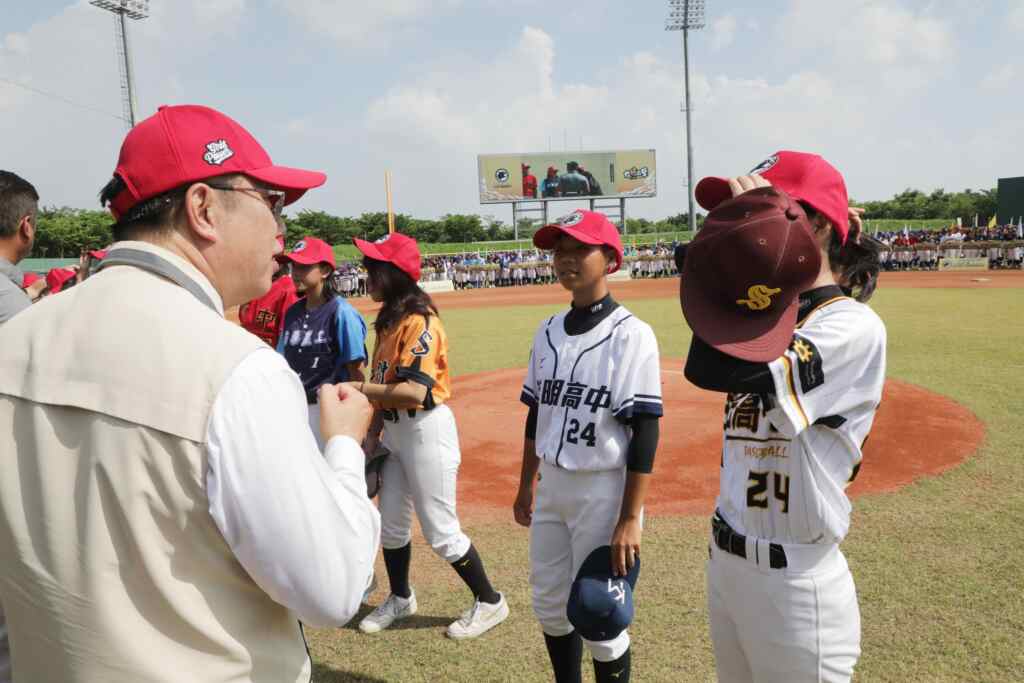 台南市長黃偉哲到場為選手加油打氣。