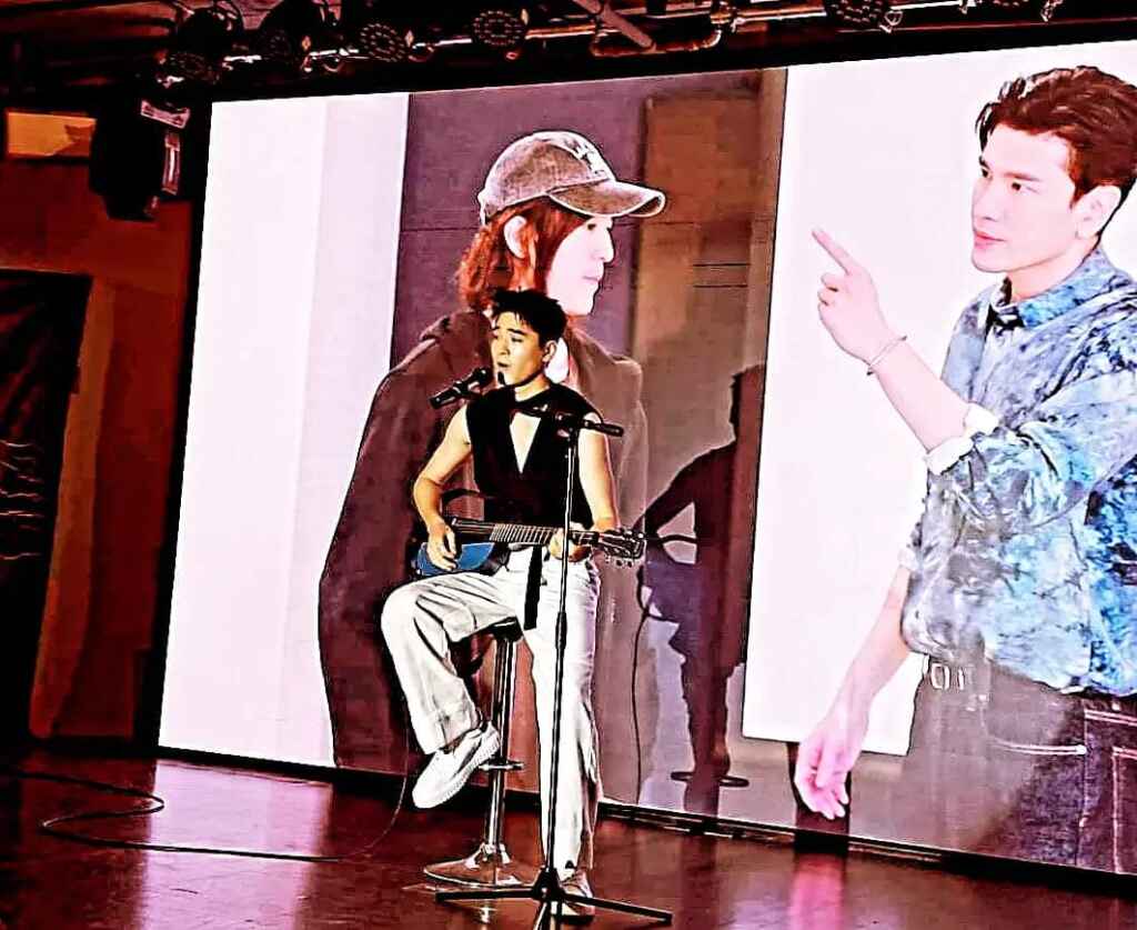 ▲涂善存首唱《彈一場完美戀愛》新歌〈碎日〉(楊小雯拍攝)