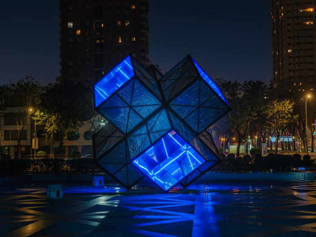 ▲文化部指導、國立臺灣美術館主辦的第五屆「臺灣國際光影藝術節」,3月16日起至4月28日在國立臺灣美術館盛大展開。(文化部提供)