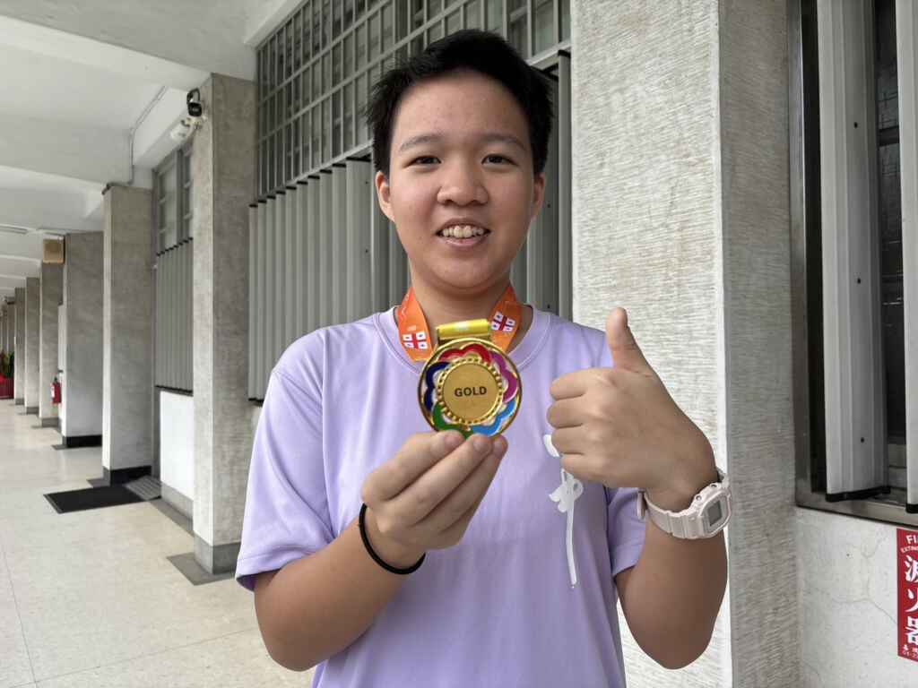 ▲台中一中陳羿安鼓勵女同學只要付出,女生一樣可以在數理領域有出色表現。(記者林明佑翻攝)