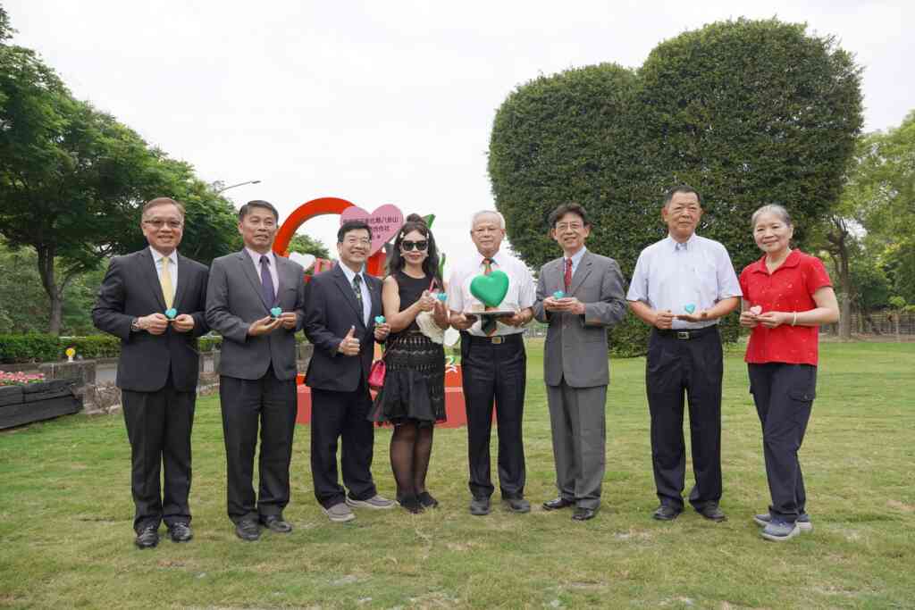▲大葉大學推動愛心樹冠名,號召企業幫助弱勢學生。(記者林郁芯翻攝)