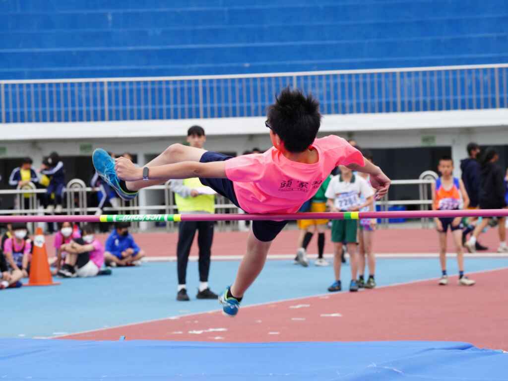 ▲ 國小男童跳高比賽。(台中市政府提供)