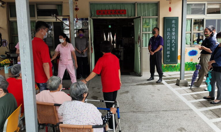 ▲近期台灣地牛頻繁翻身，彰化榮家進行複合型災害演練應變演練。（記者林明佑翻攝）